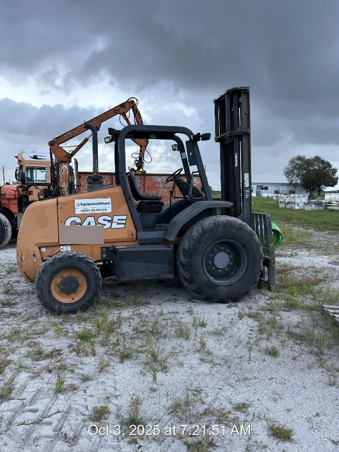 2017 CASE 586H