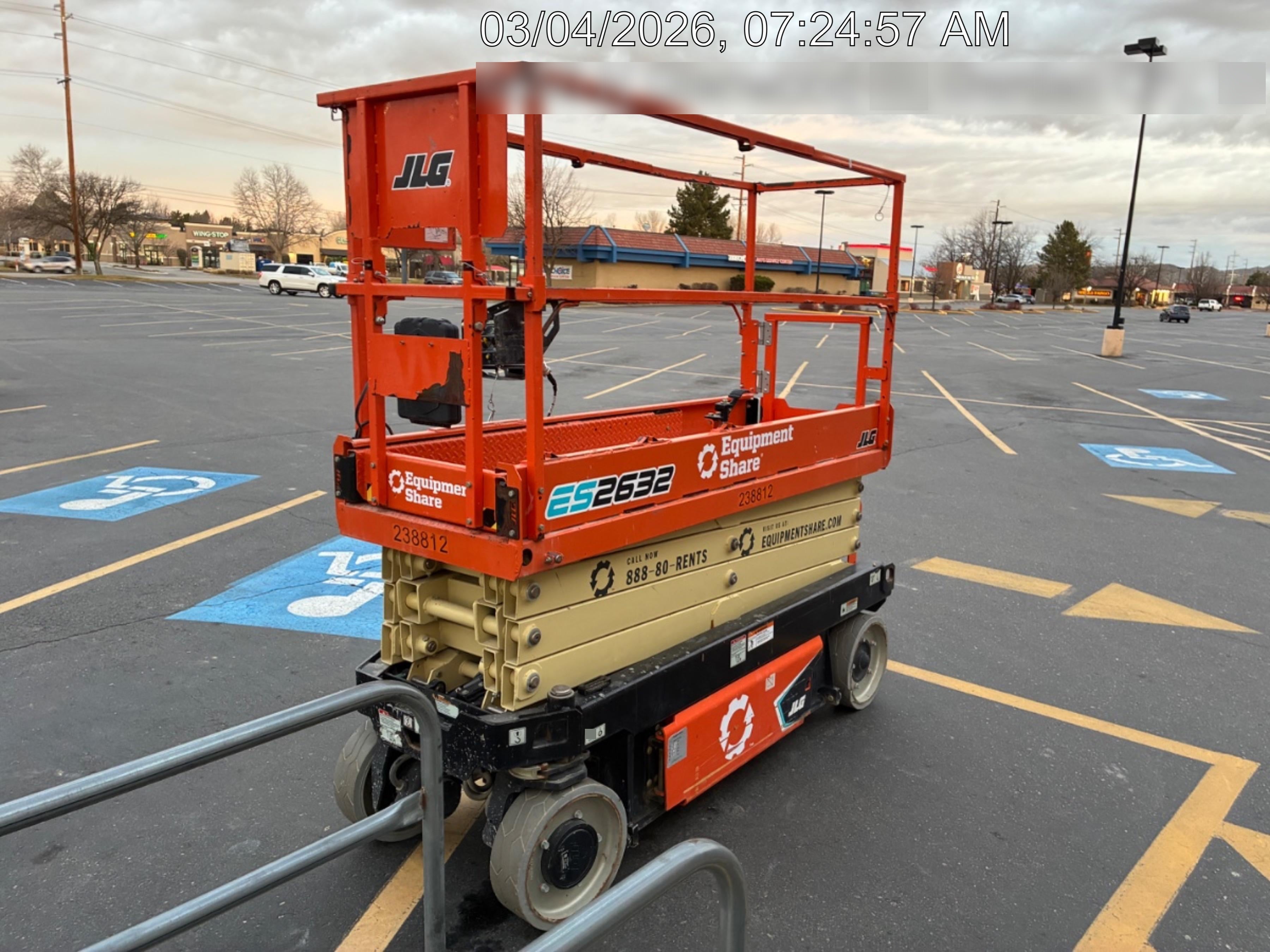 2022 JLG ES2632