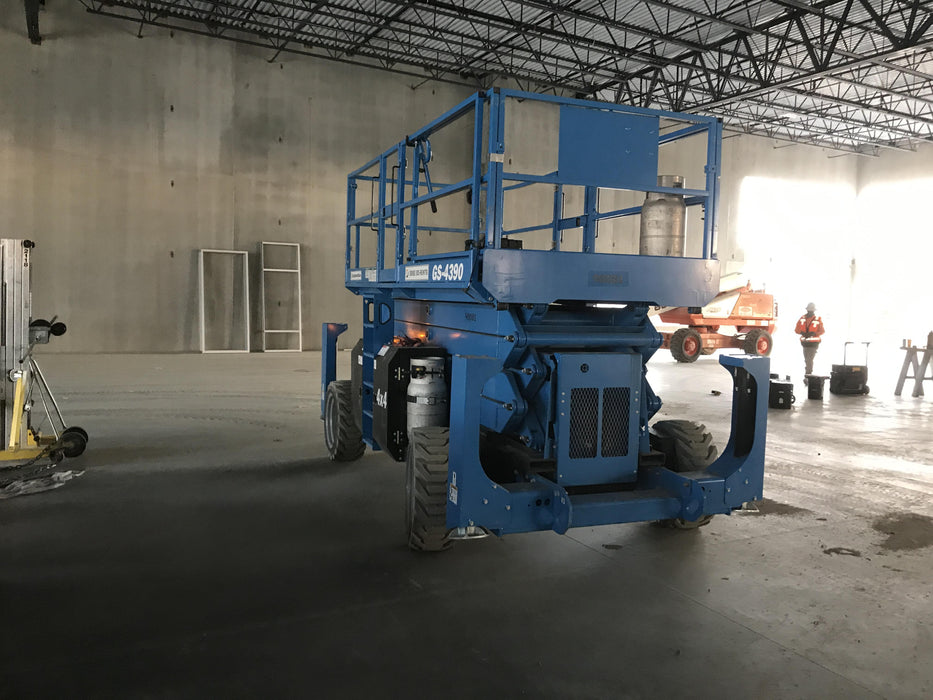 2020 GENIE GS-4390 RT