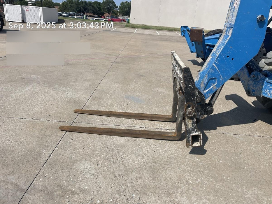 2017 Genie GTH-1056 Solid Tires, 60" carriage, Light Kit, Open ROPS