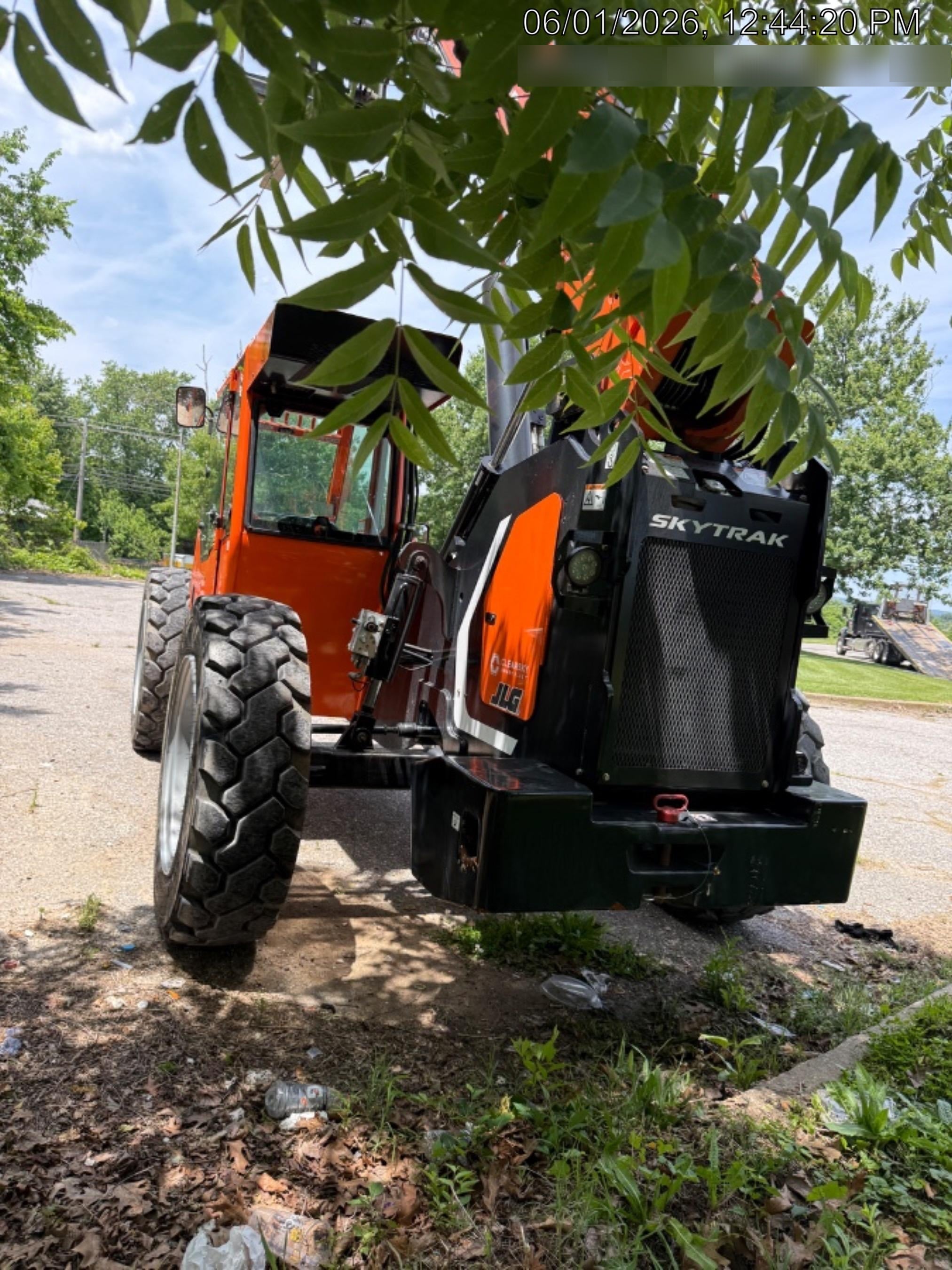2024 SKYTRAK 8042