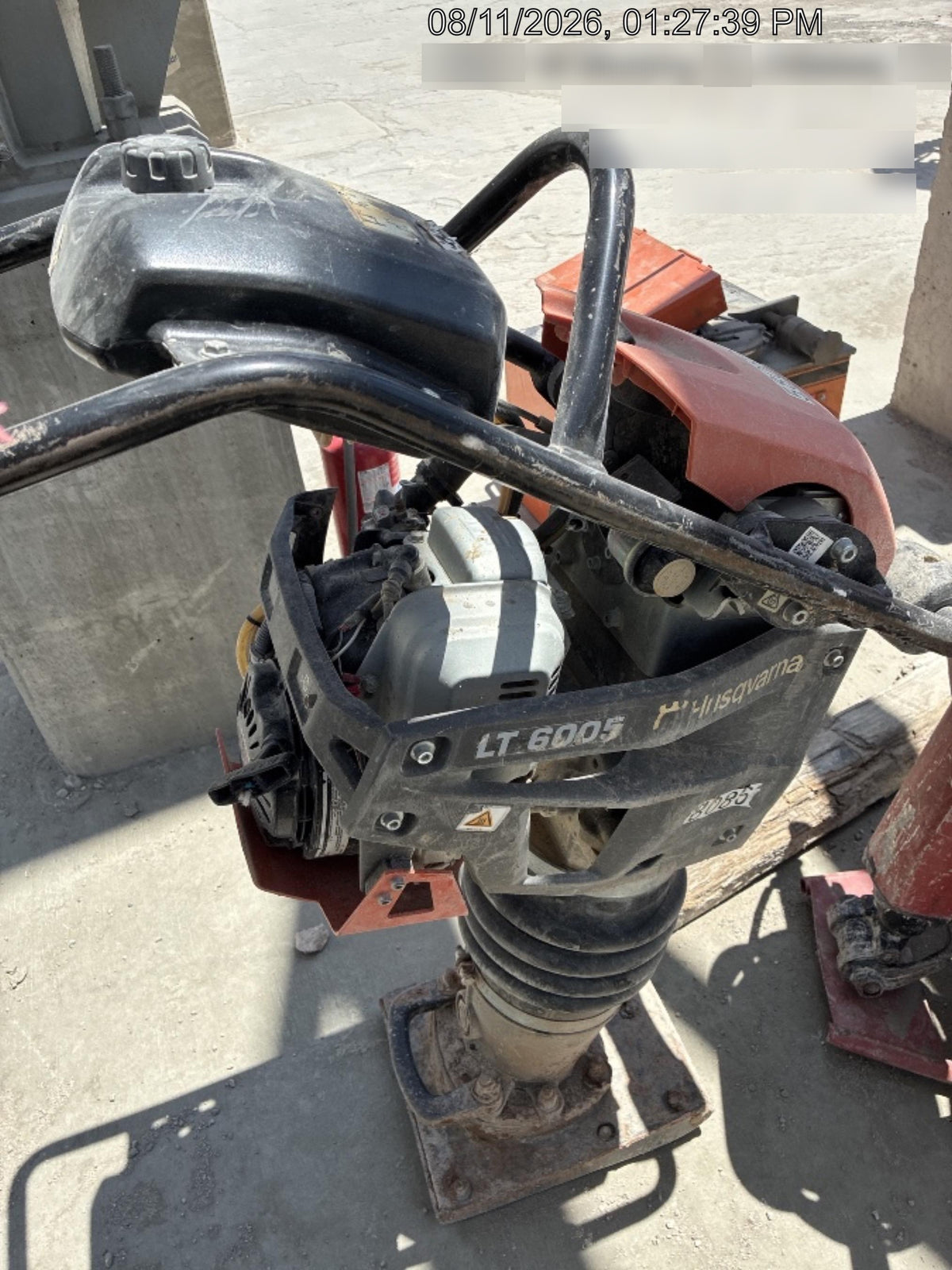 2025 HUSQVARNA LT6005