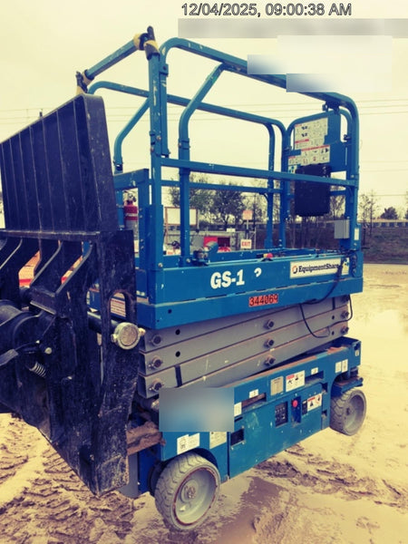 2023 GENIE GS-1932