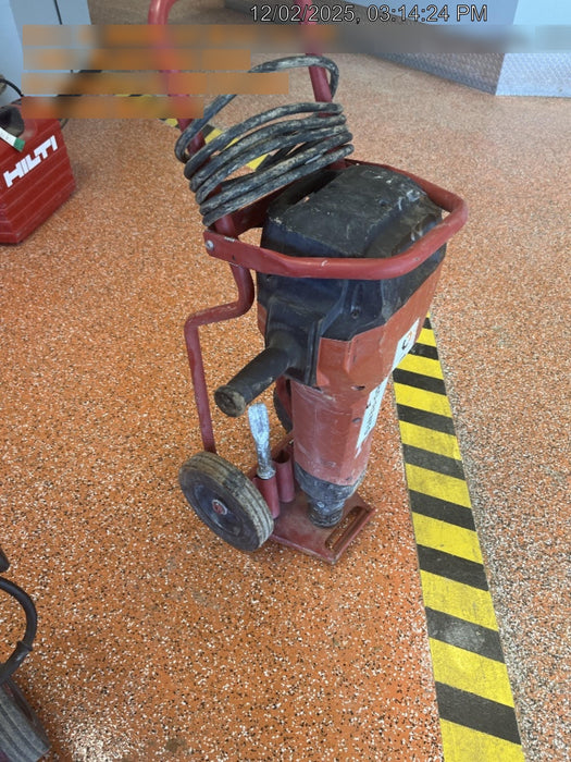 2025 HILTI TE 3000-AVR