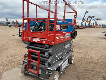2022 SKYJACK SJ4732