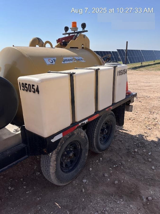 2022 VAC-TRON LP573XDT