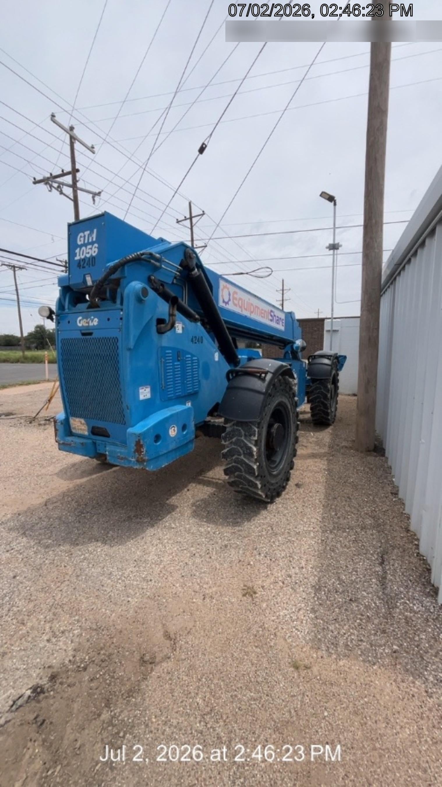 2017 GENIE GTH-1056