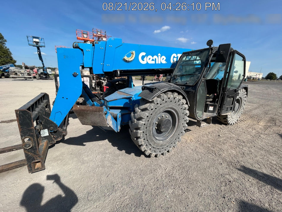 2018 Genie GTH-1056 Genie GTH-1056 w/Enclosed Cab w/HVAC, Work Lights, Solid Tires, Beacon, 60" Carriage and Forks