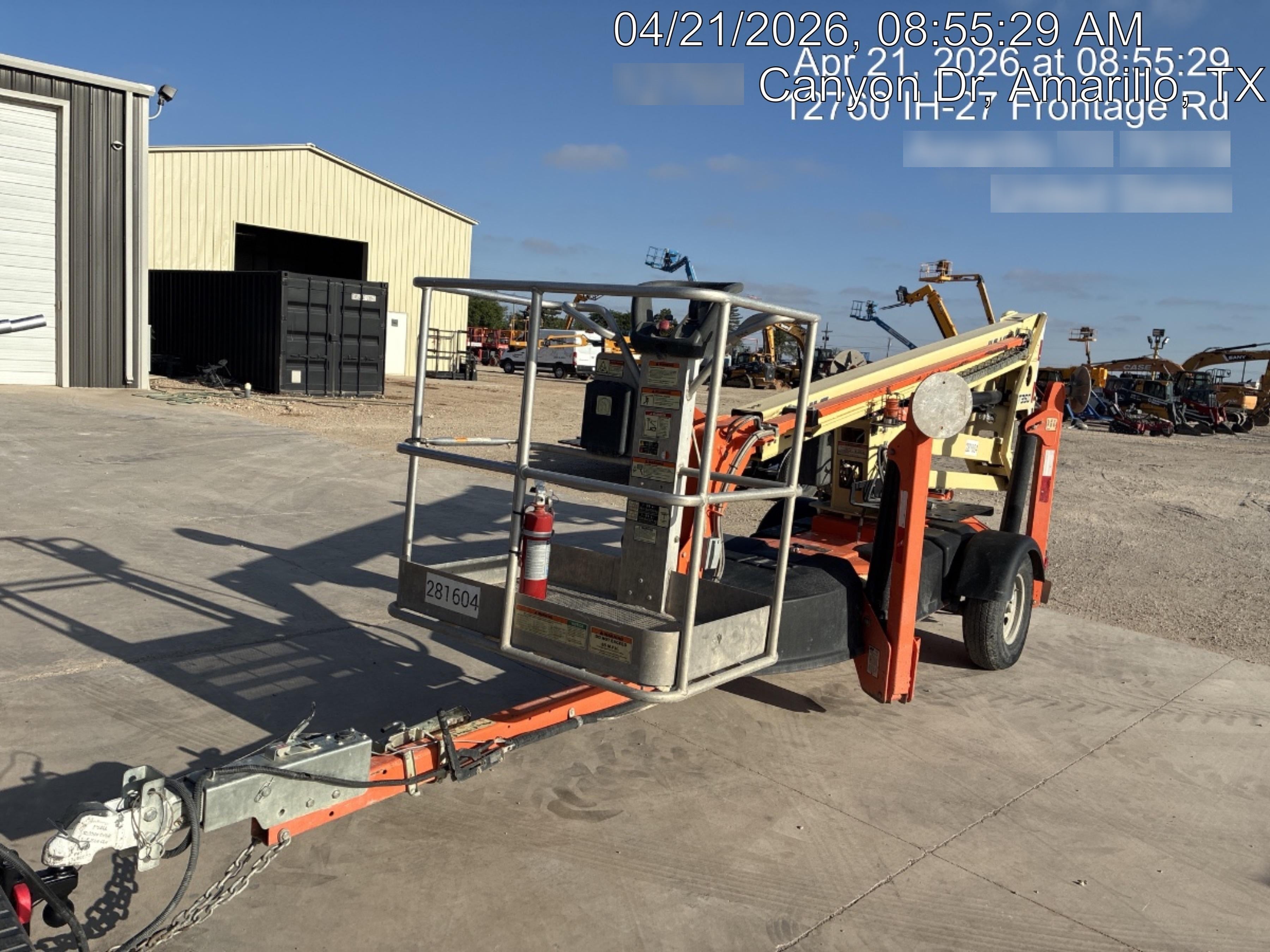 2022 JLG T350