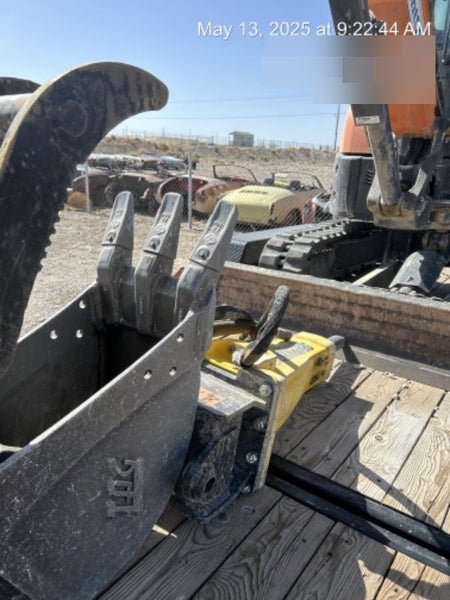 2023 TAG MANUFACTURING 12" Bucket, Mini Excavator - Tag