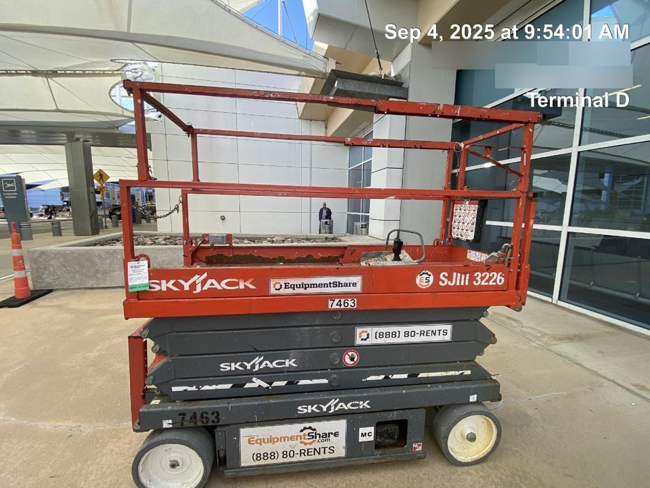 2018 Skyjack SJIII-3226 Skyjack SJIII3226 Scissor Lift w/Trojan Batteries