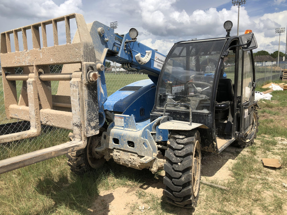 2020 Genie GTH-5519 Cab/Heat/Air, Solid Tires, Work Lights, Beacon, Aux Hydraulics, Back up Alarm