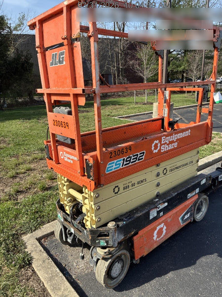 2022 JLG ES1932