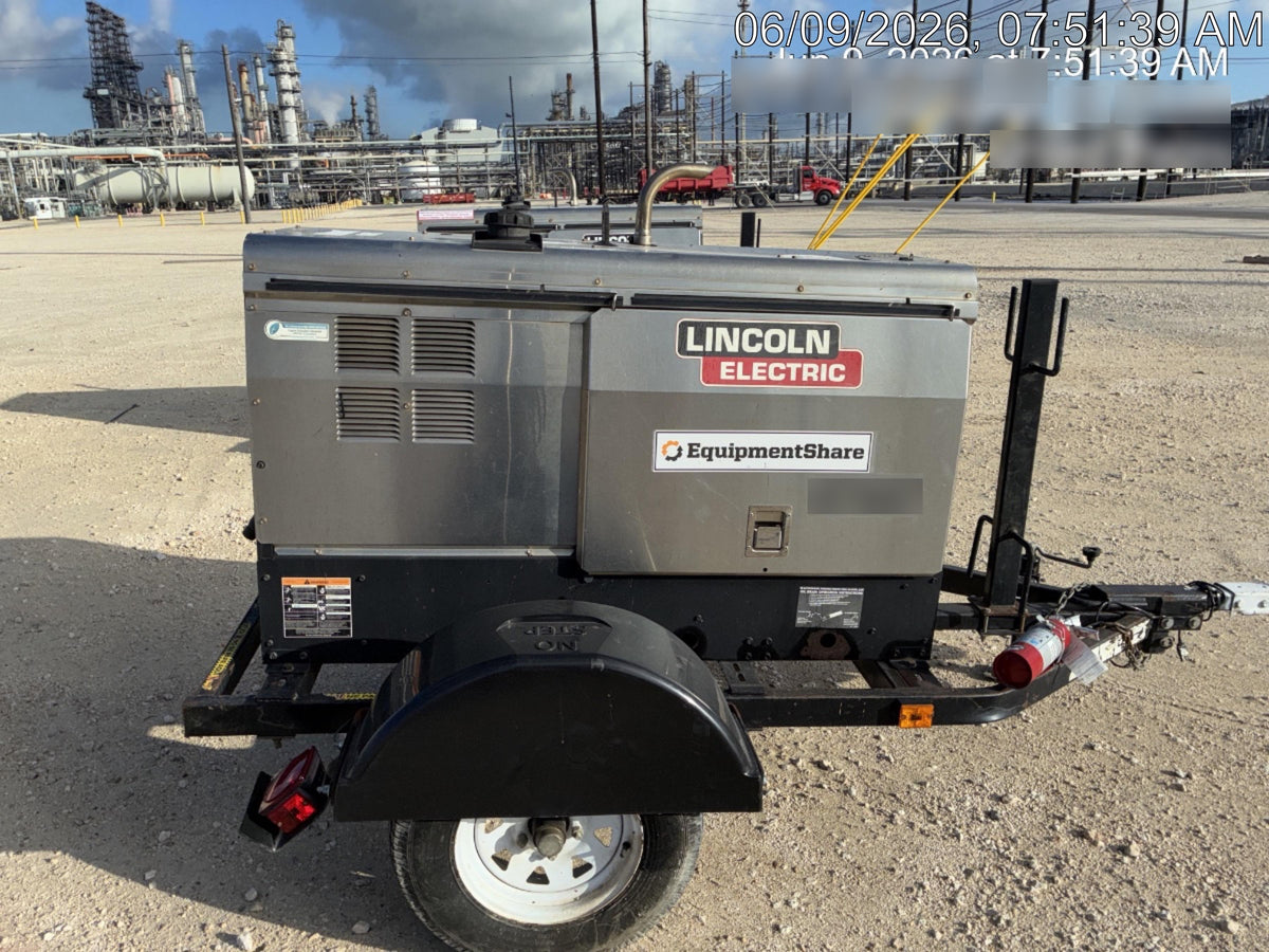 2019 Lincoln Electric Vantage 322 Ready-Pak 3, Two Wheel Trailer, Fender and Light Kit, Cable Rack
