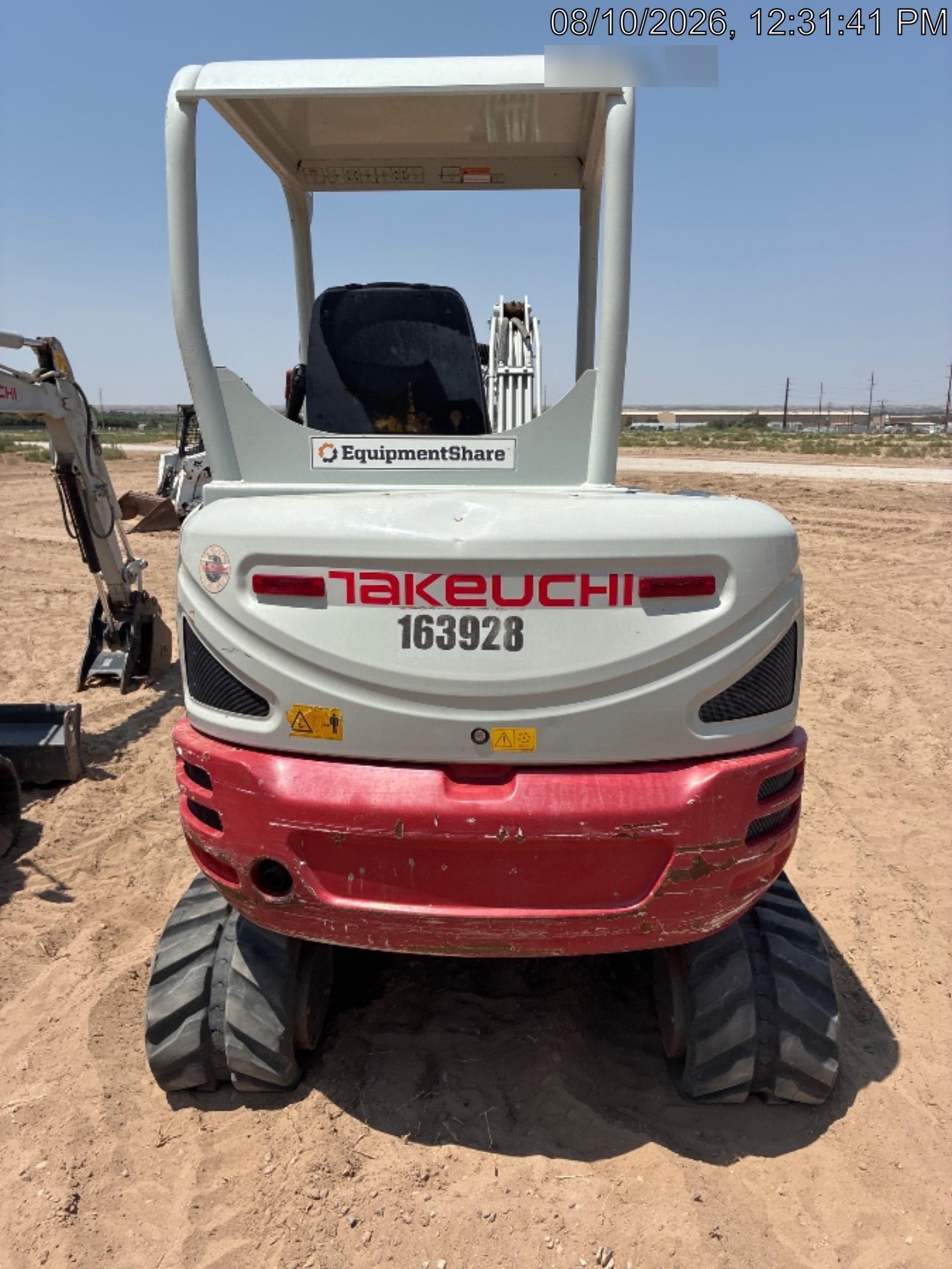 2021 TAKEUCHI TB235-2R