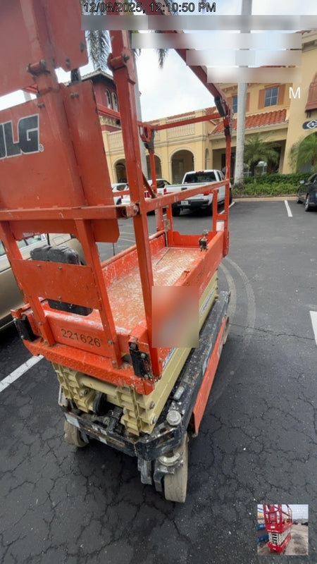 2022 JLG ES1932