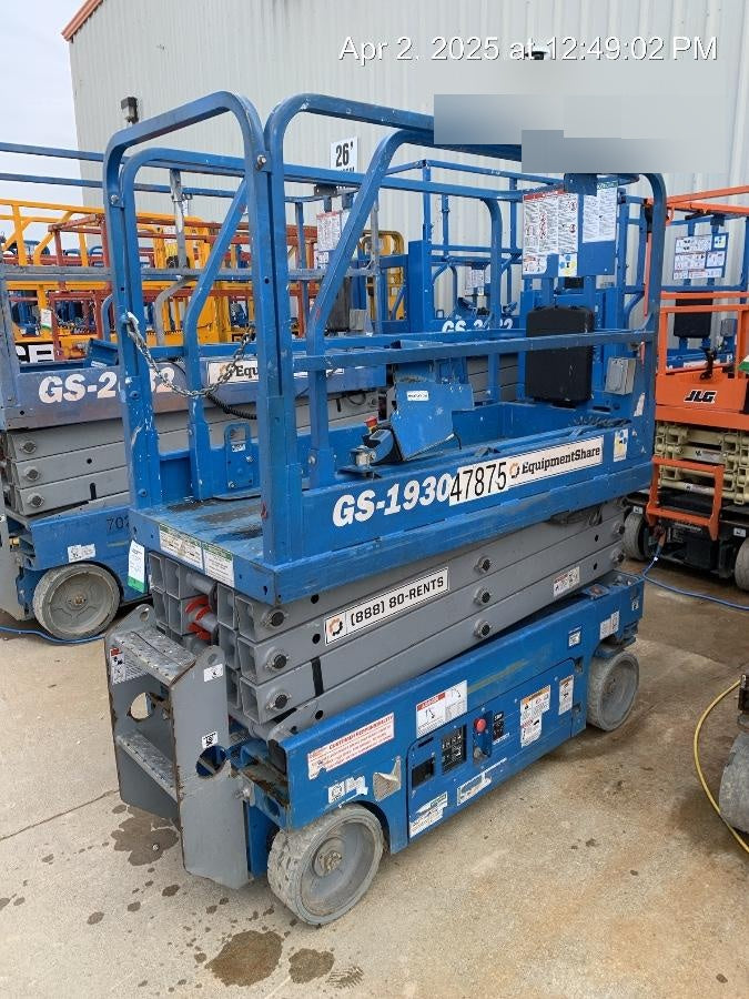 2019 Genie GS-1930 Fixed Rails with Chain Entry