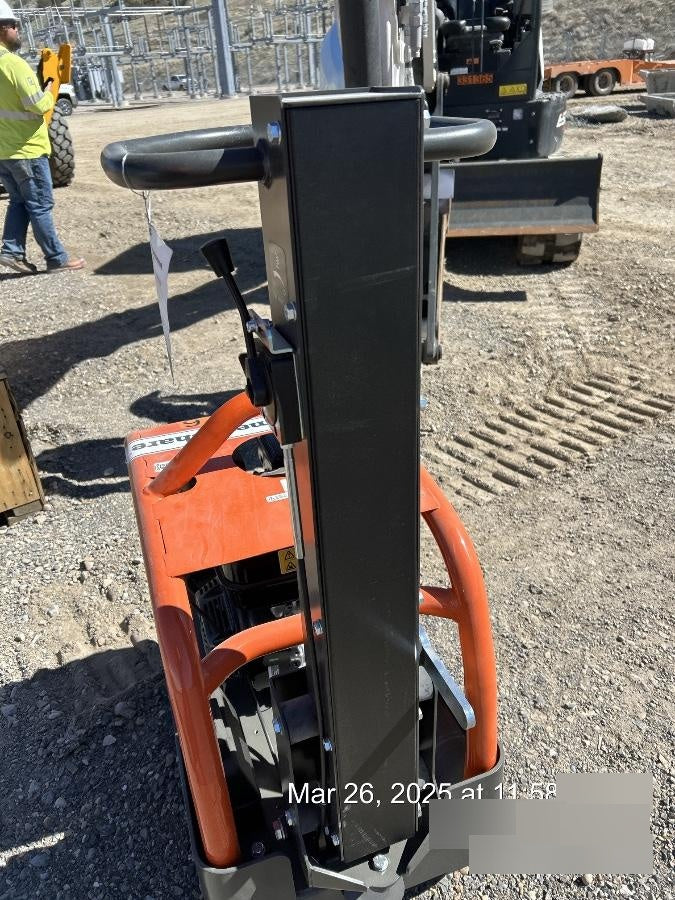 2024 HUSQVARNA LG300