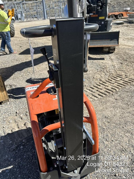 2024 HUSQVARNA LG300