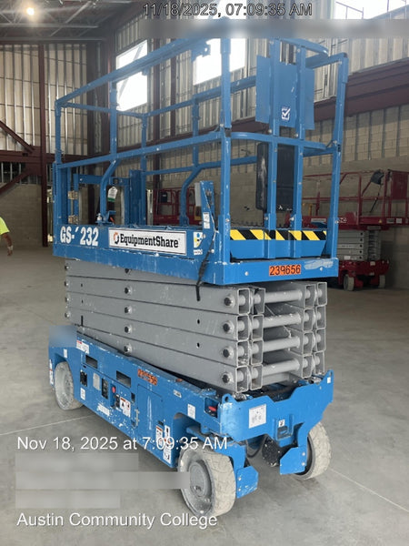 2022 GENIE GS-3232