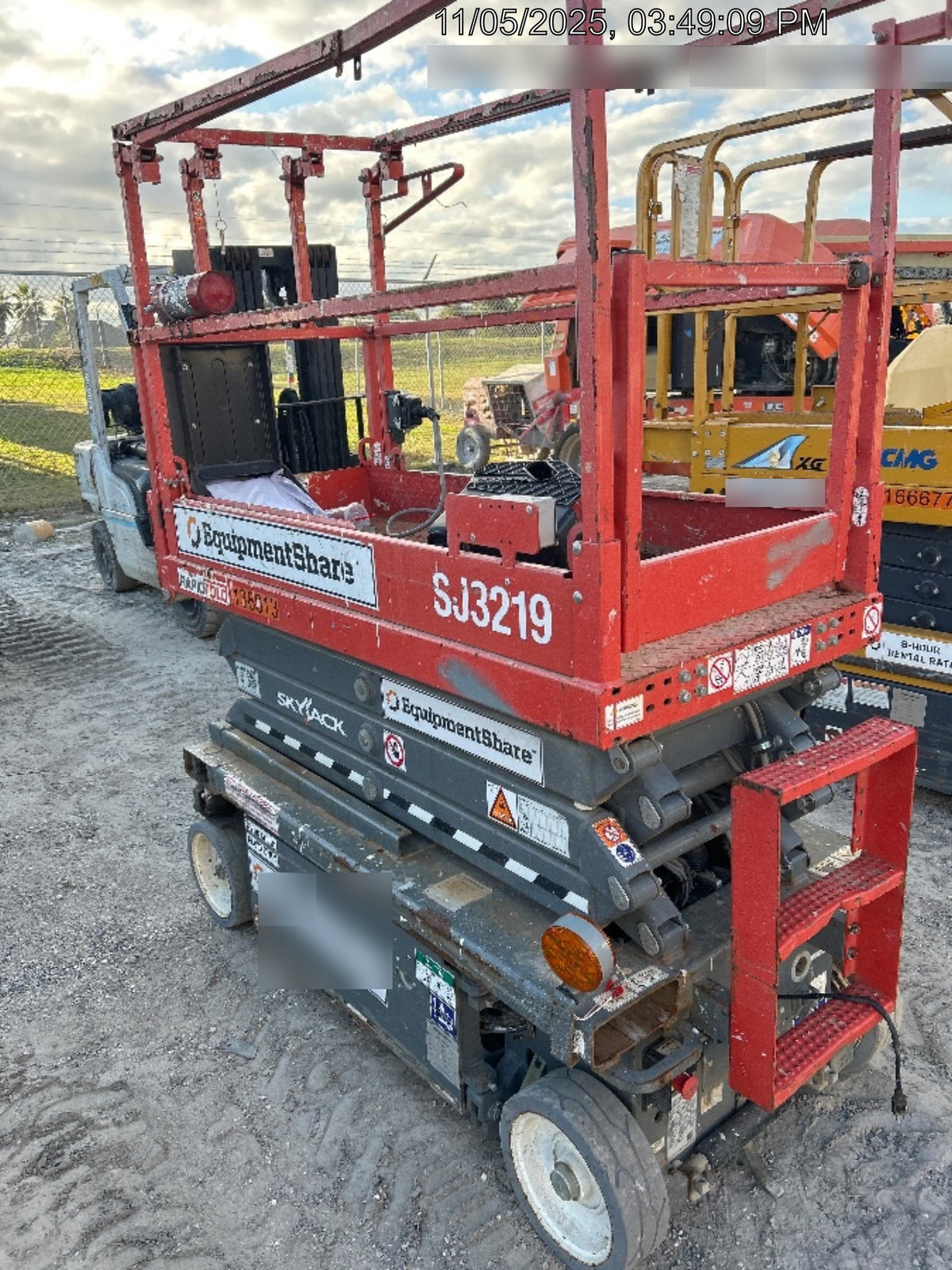 2021 SKYJACK SJ3219