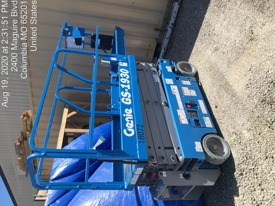 2018 Genie GS-1930 Genie GS-1930 w/Fixed Rail, Chain Entry