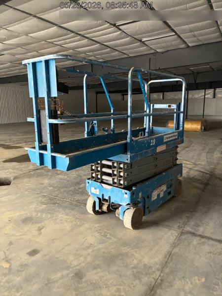 2020 Genie GS-1930 Solid Non Marking Tires, Beacon, Folding rails with half height swing gate