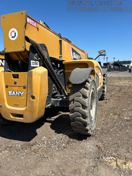2022 SANY STH1056
