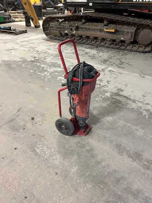 2022 HILTI TE 3000-AVR