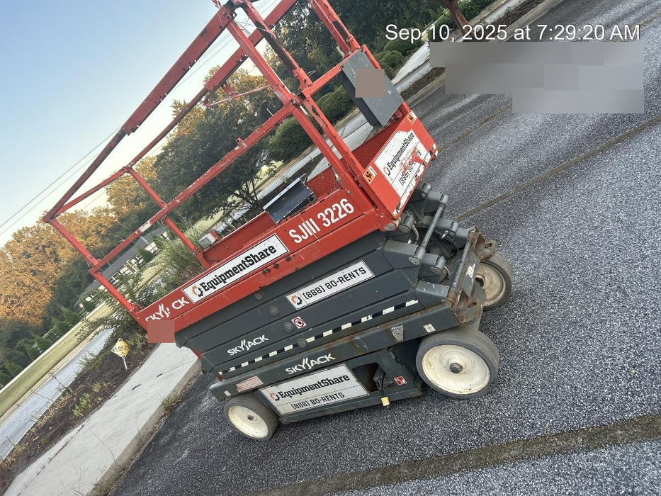 2019 Skyjack SJIII-3226 Standard Options, Trojan Batteries