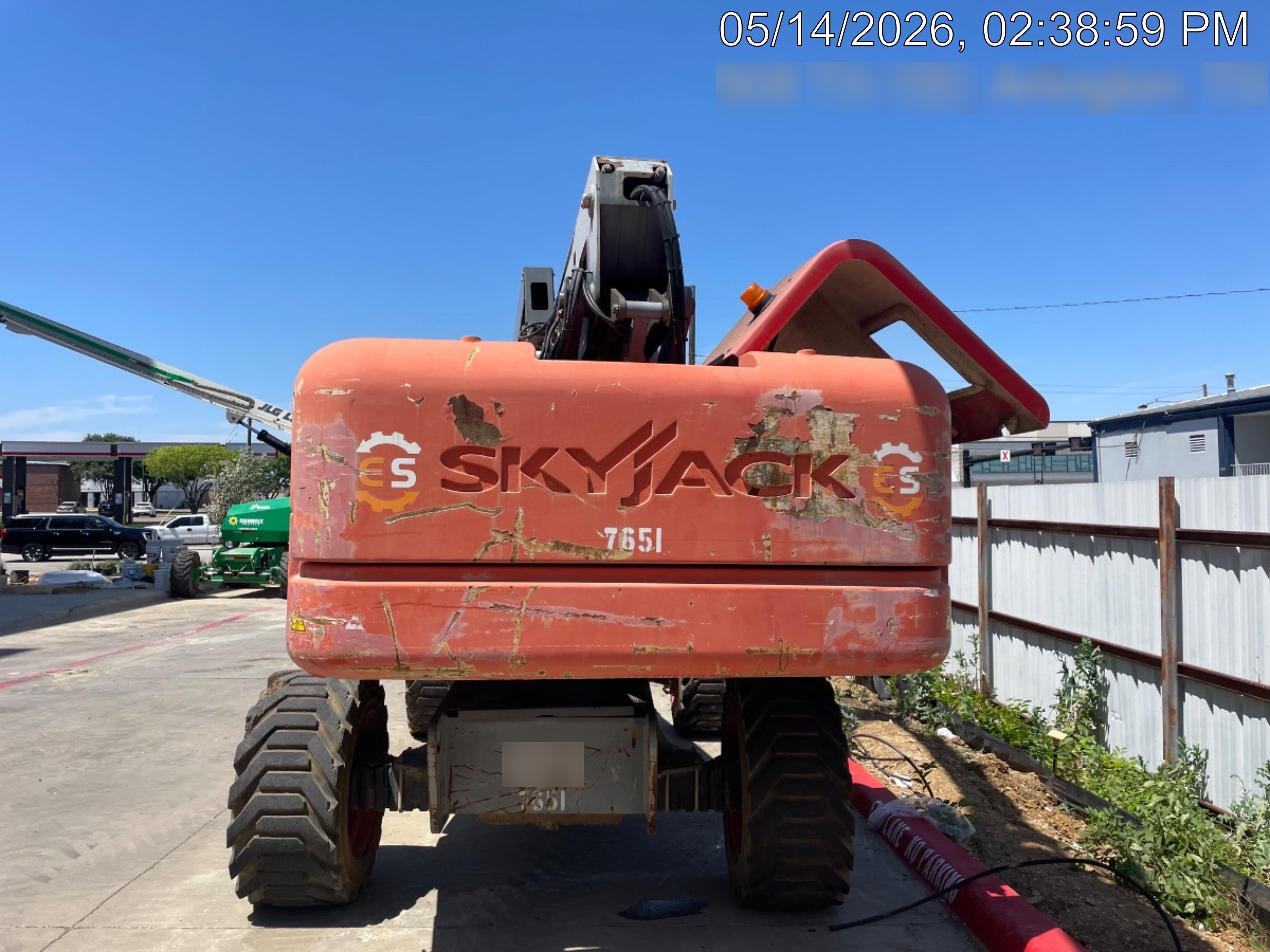 2018 Skyjack SJ86T Skyjack SJ86T w/Diesel Engine, Foam Filled Tires, Flashing Beacon, Glazier Kit