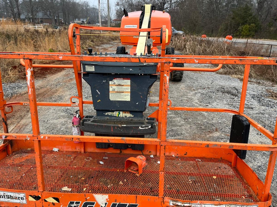 2020 JLG 400S