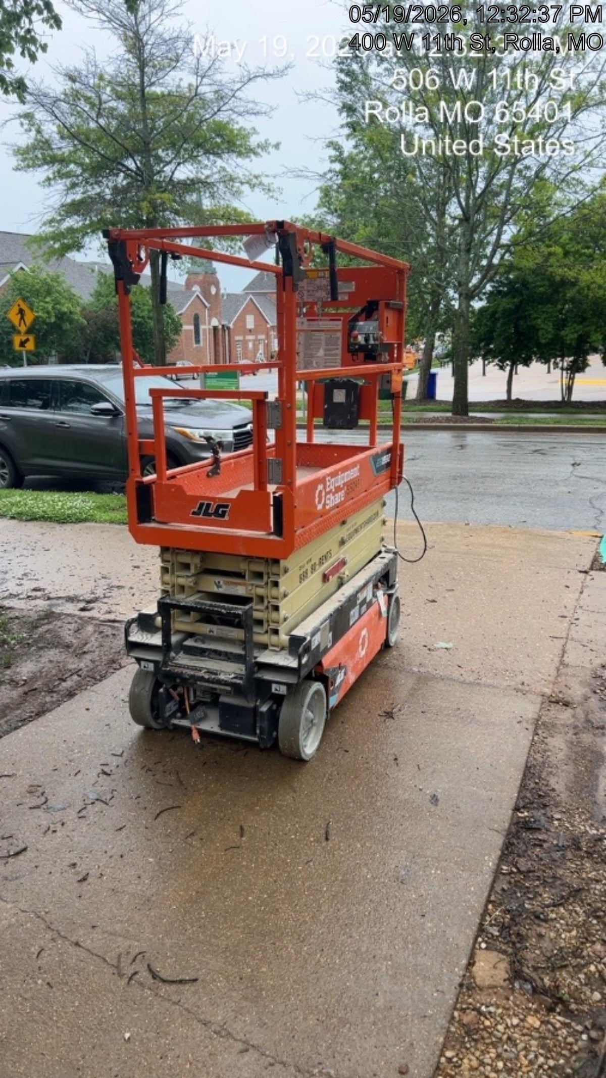 2025 JLG ES1932