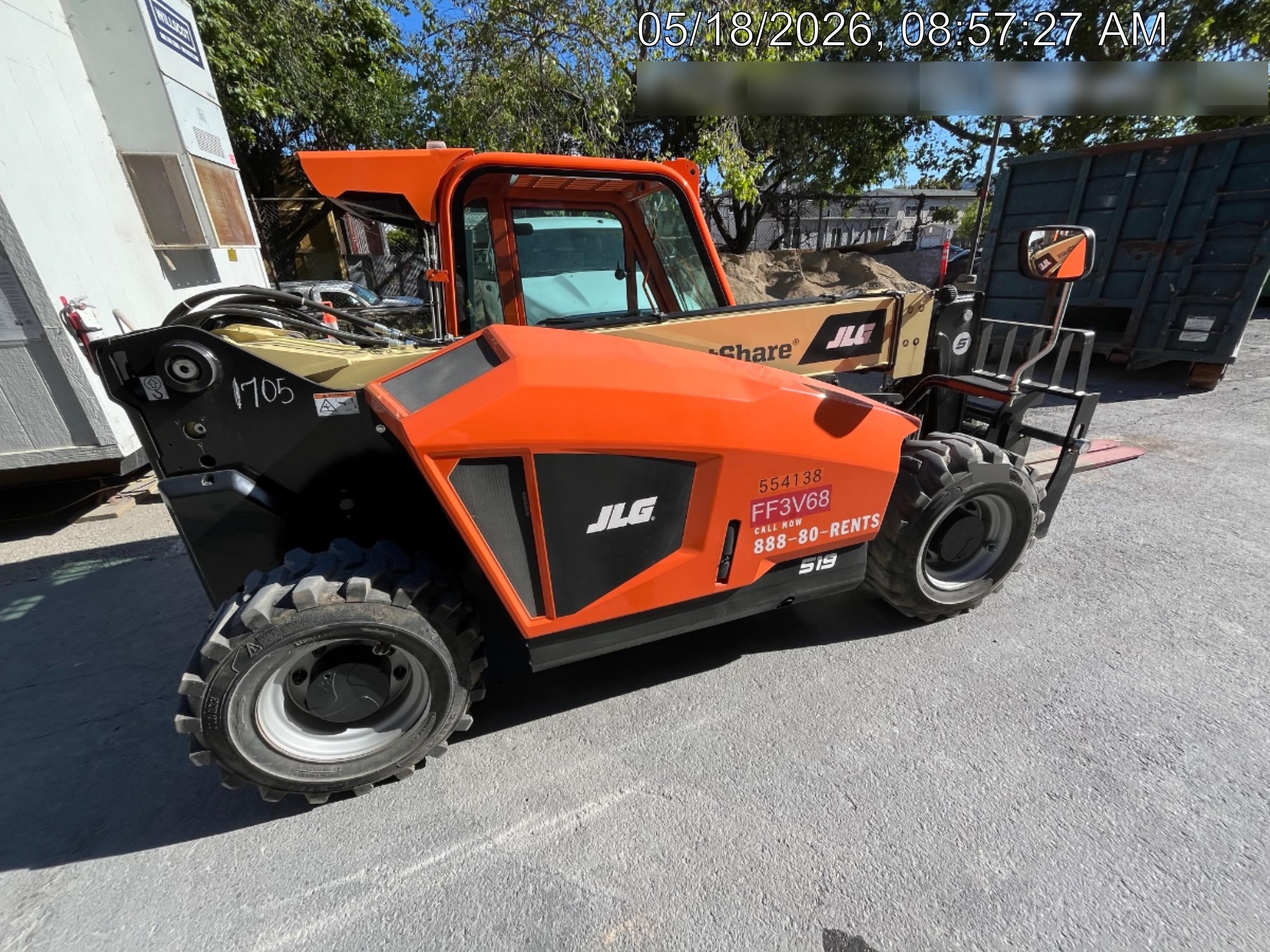 2025 JLG 519