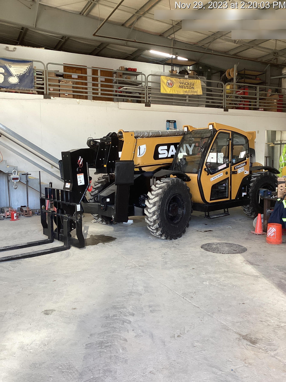 2023 SANY STH1256