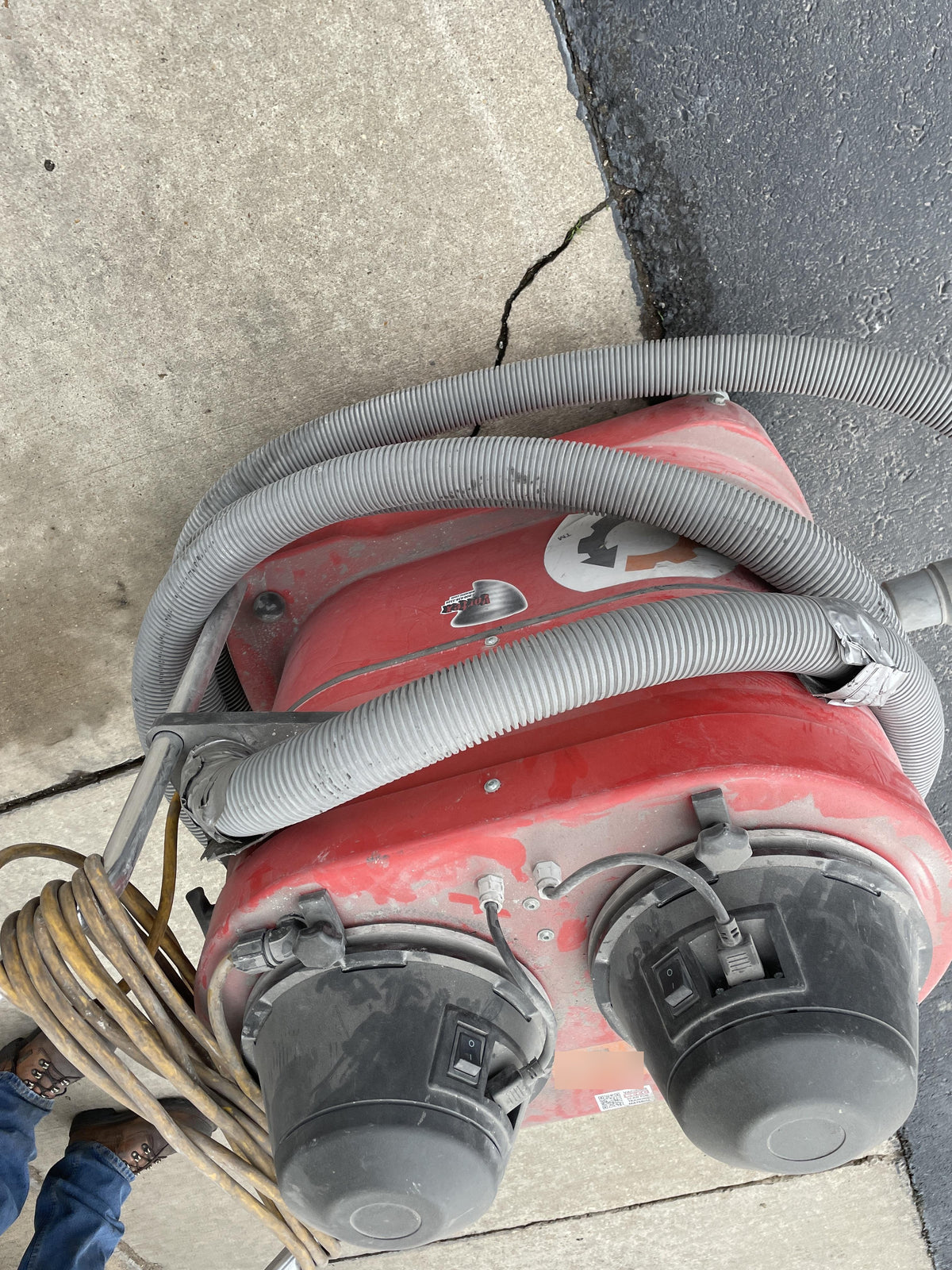 2021 EDCO VAC-200