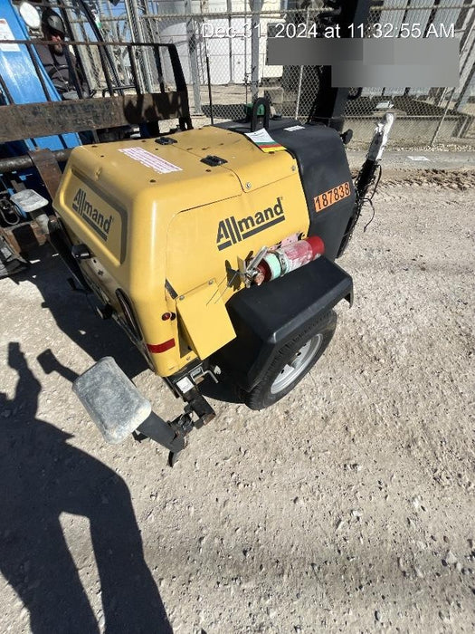 Allmand NLV3GR (4) LED Light Fixture 350W, 23' Vertical Mast, 3kW Prime, Towable, Deep Sea L401, Leveling Jacks, Yanmar T4F 5.8hp