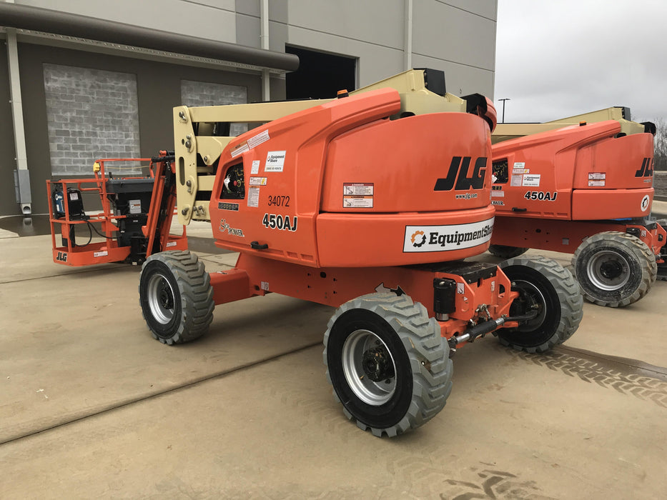 2019 JLG 450AJ