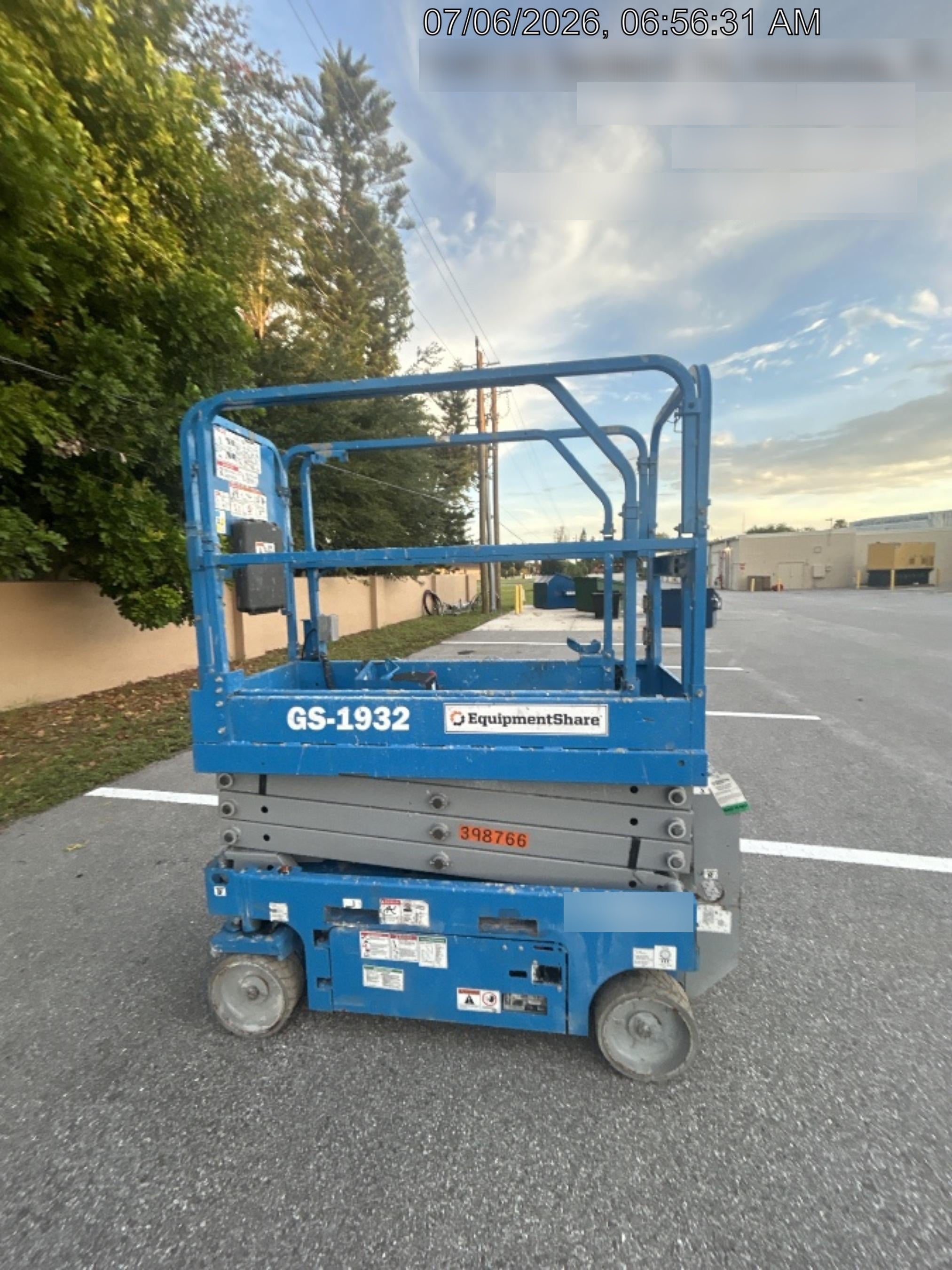 2024 GENIE GS-1932
