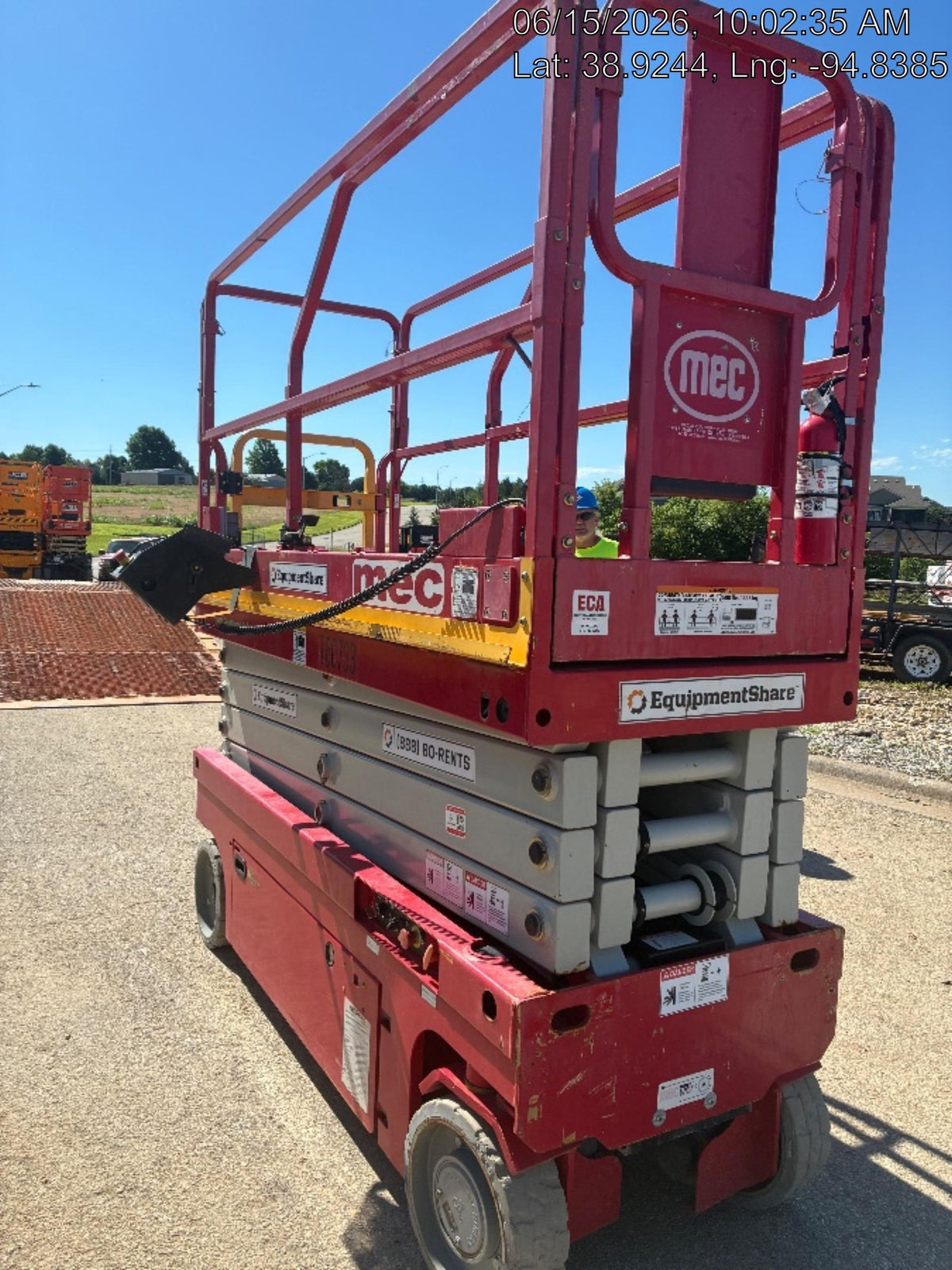 2021 MEC 2632SE