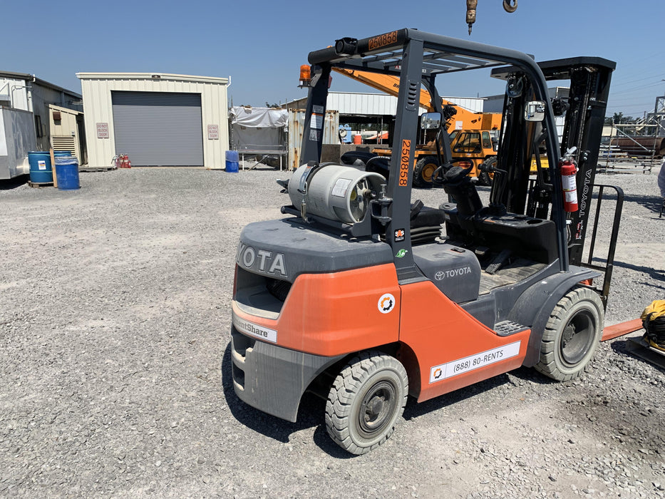 2022 TOYOTA 50-8FGU25