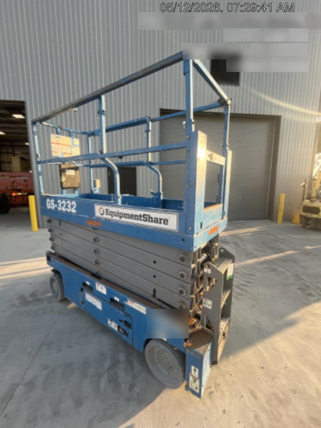 2022 GENIE GS-3232