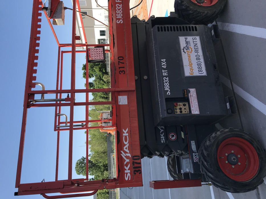2017 SKYJACK SJ6832 RT