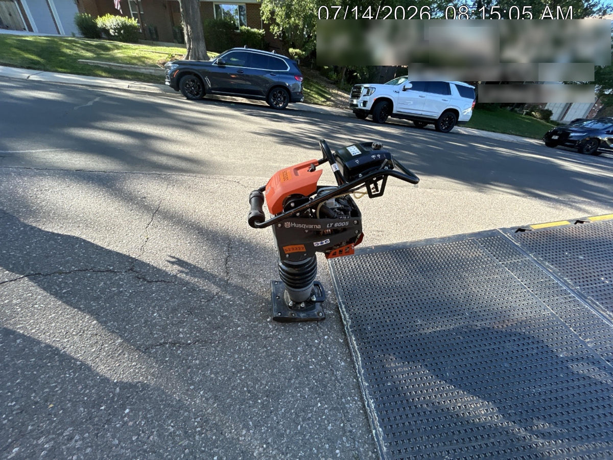 2025 HUSQVARNA LT6005