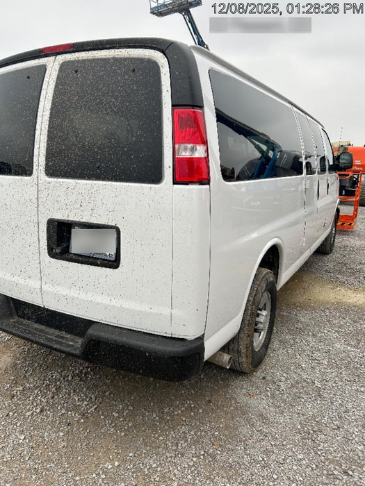 2023 CHEVROLET Express Van - Rental