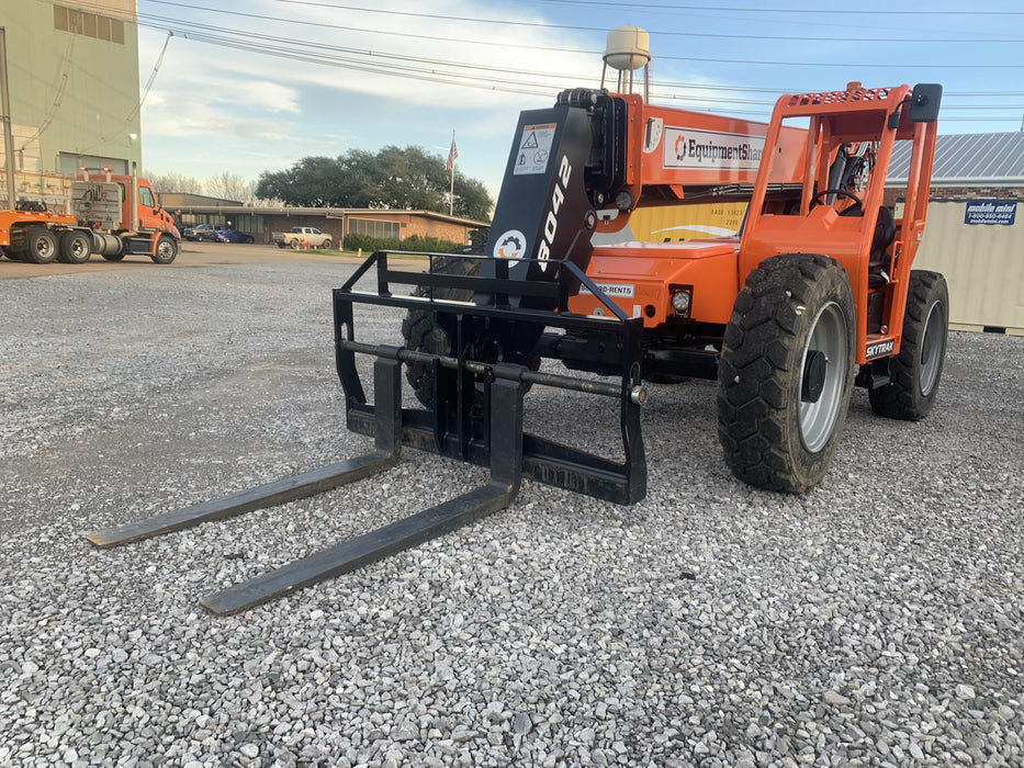 2020 Skytrak 8042 74 Hp, FF Tires, Work Lights, Beacon, Aux Hydraulics, Back up Alarm, Lifting Eye, ES Decals