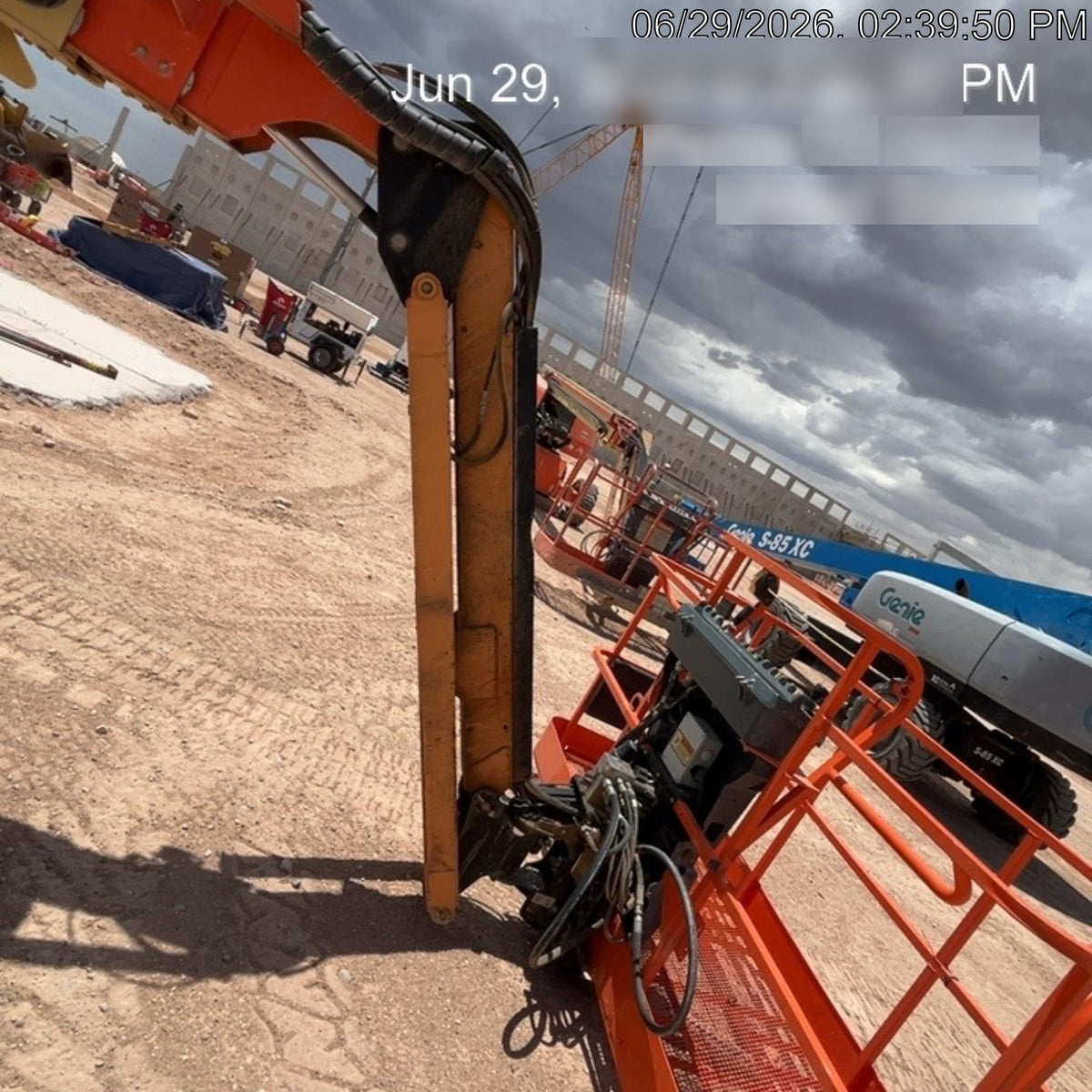 2022 JLG 660SJ Quad Track