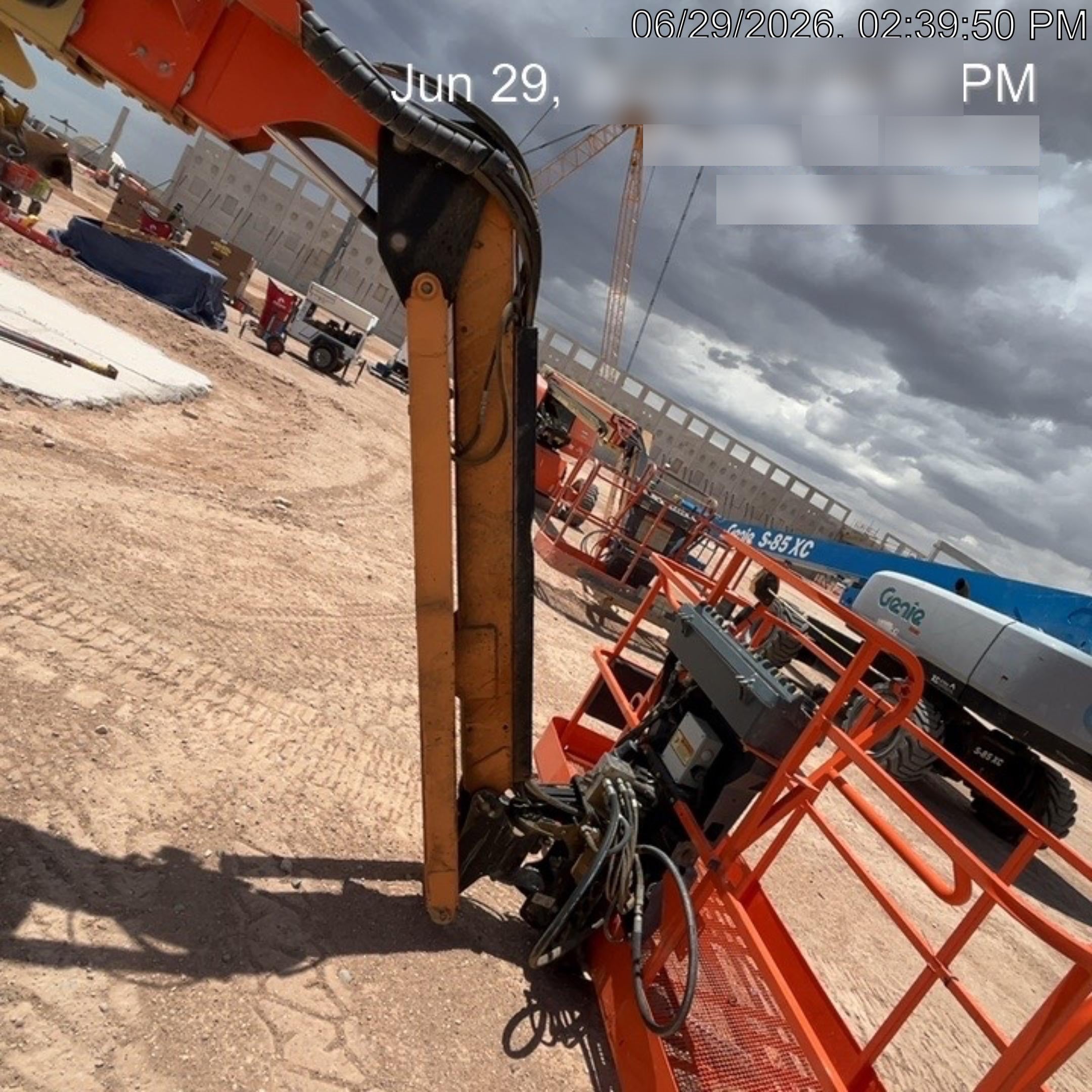 2022 JLG 660SJ Quad Track