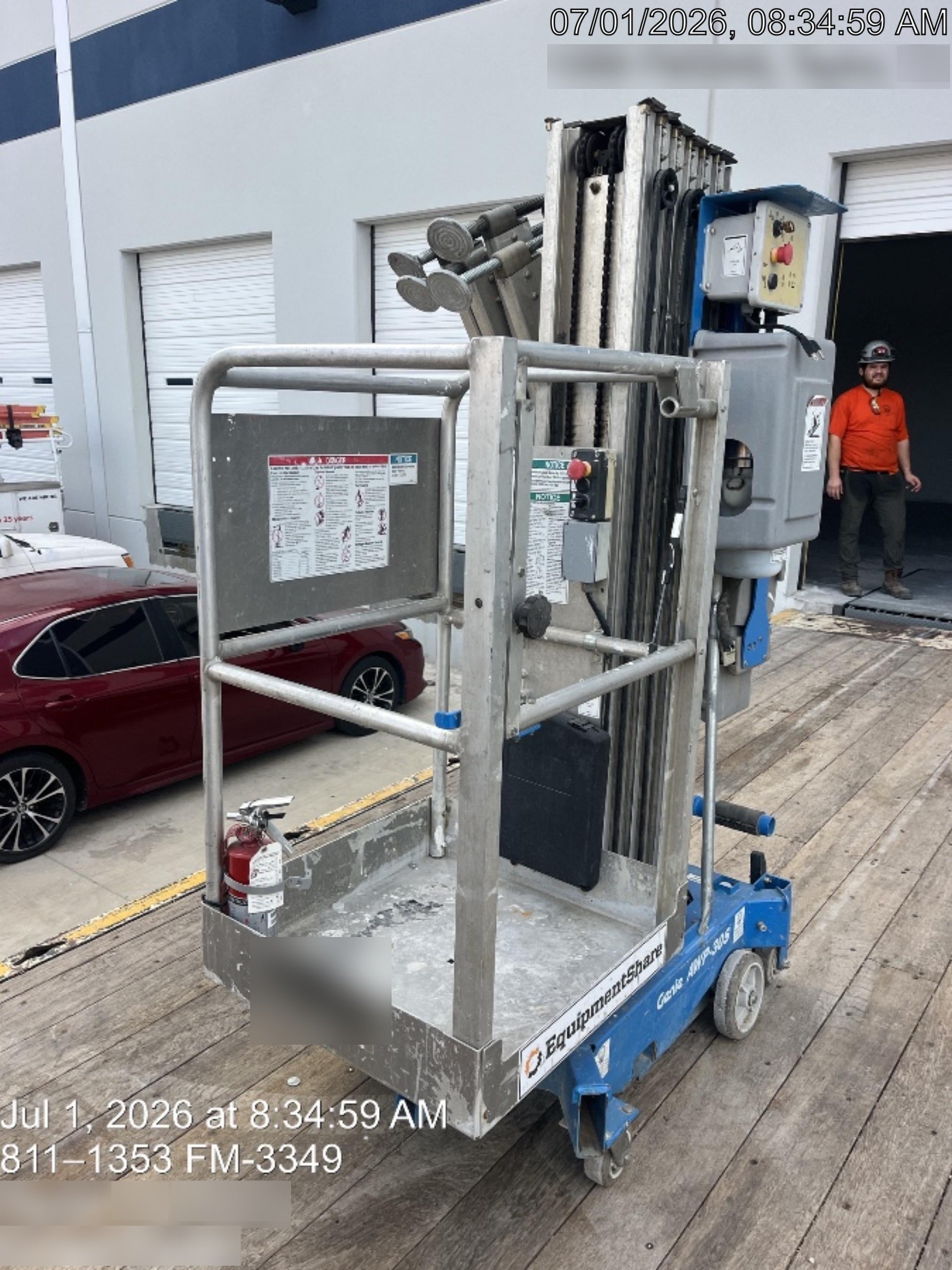 2019 GENIE AWP-30S