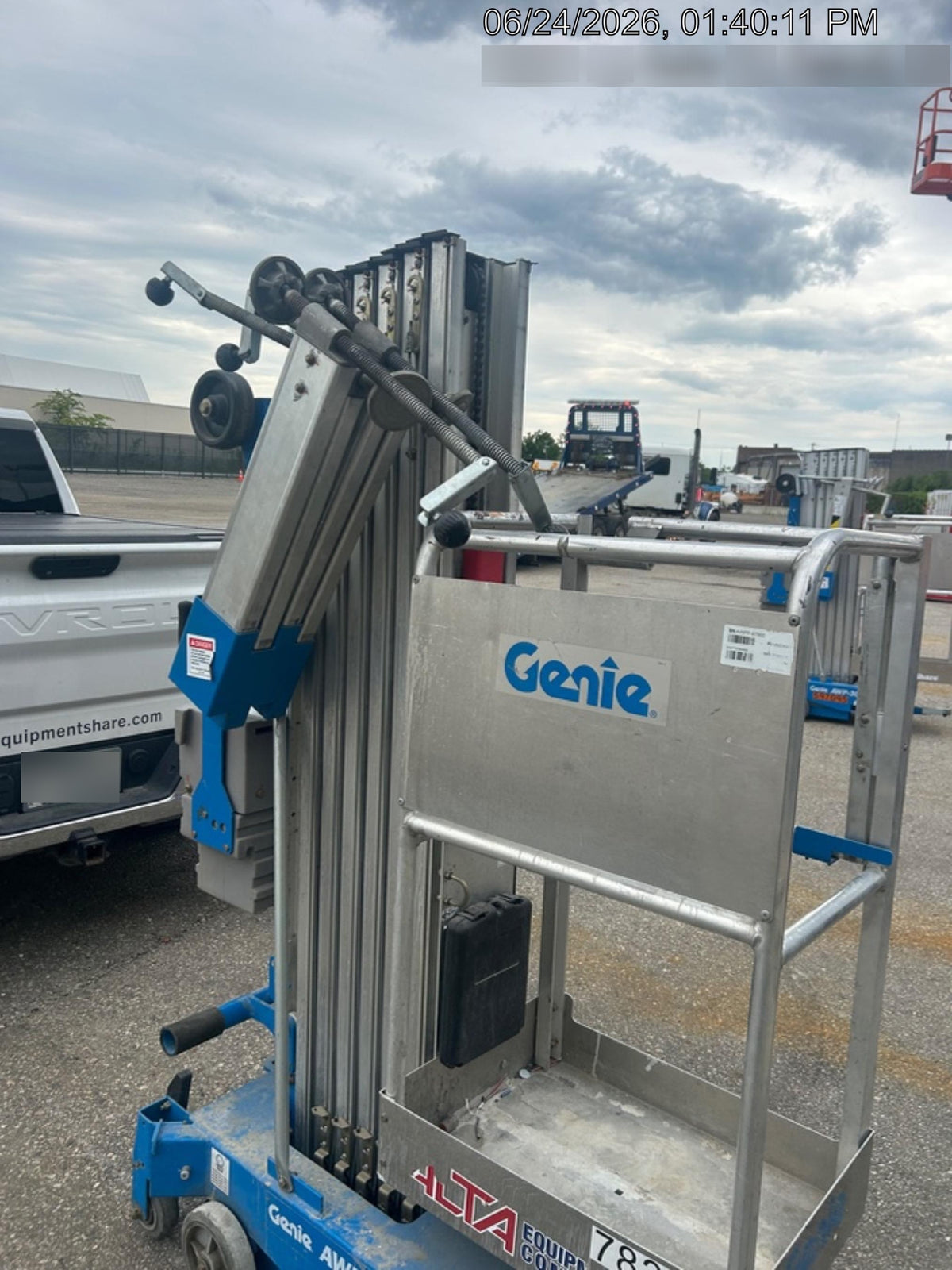 2020 GENIE AWP-30S